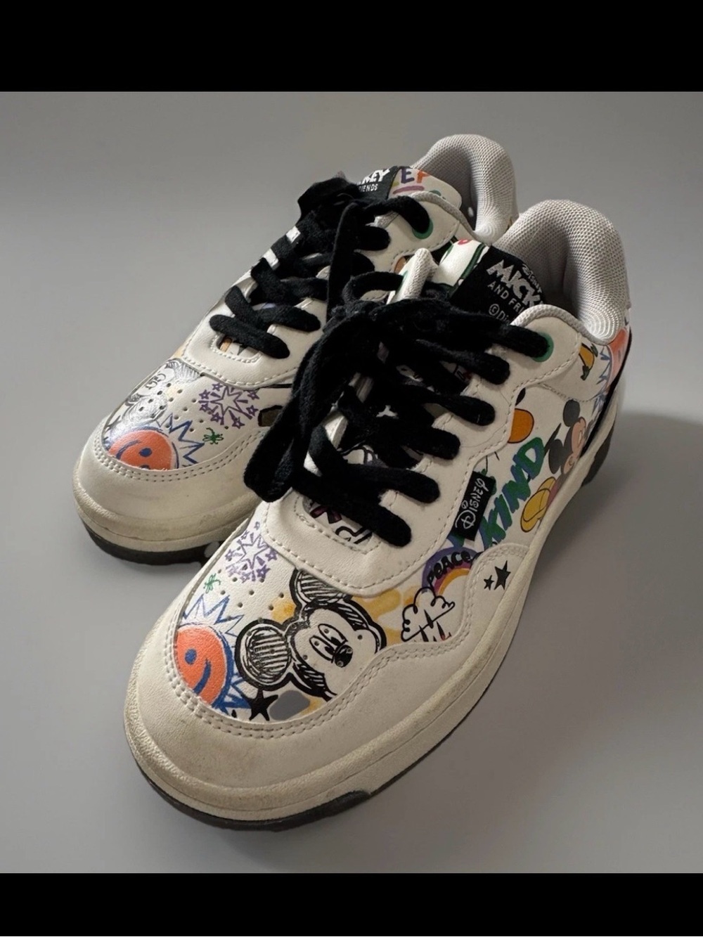 Zara x Disney Mickey Mouse Graffiti Sneakers Youth 33 Rare Be Kind